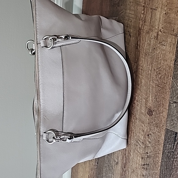 Coach Large Tan Handbag - Picture 5 of 16